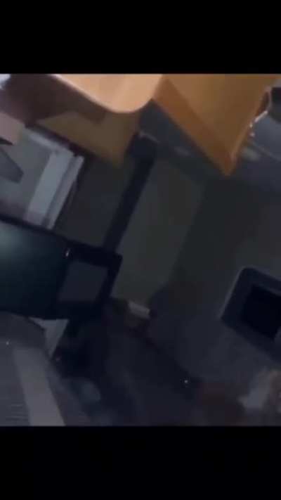 :d
