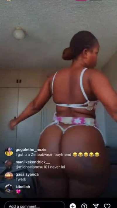 😀