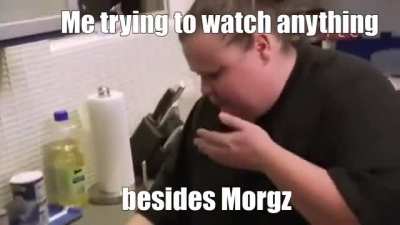 🤢