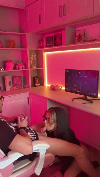 You don’t need to pause your game for me