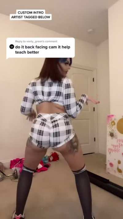 @earwaxsmeller - Sheeesssh shorty got 🎂😳