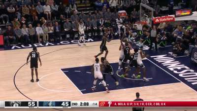 [Highlight] Rudy Gobert goes to work on the block and finishes with the slam