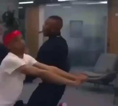 Gimme Foo fine fa gimme dabajadaza!?????????????????????????????????????