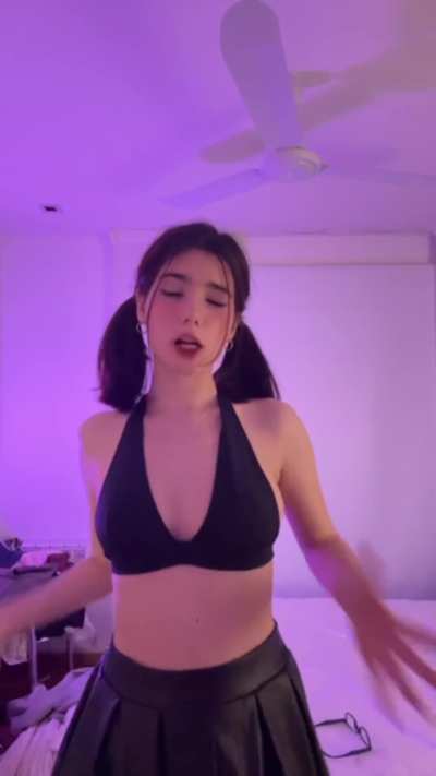 18F fuckdoll
