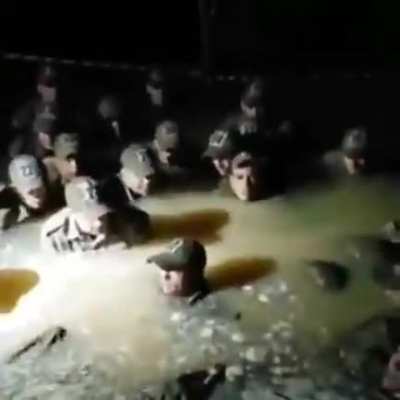 O ex&eacute;rcito brasileiro recrutou uma galera no brasil hein! Agora estamos prontos pra guerra!!!