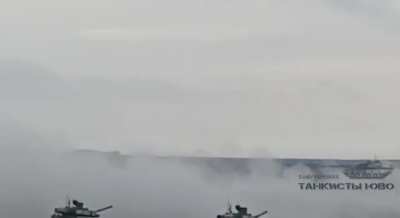 ru pov: Russian tanks somewhere in Ukraine