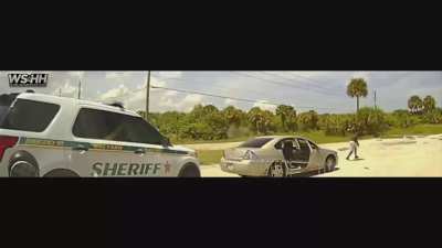 [Police shootout] Why isn't this everywhere?! It's like a bad movie!