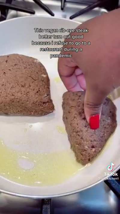 &ldquo;Steak&rdquo; made of beans and apparently a toxic relationship