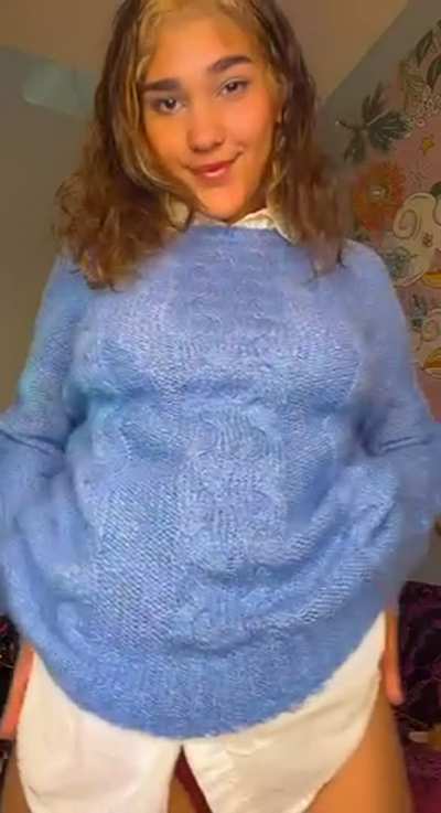 Wearing a bra should be illegal (drop)