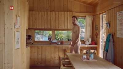 Neste Sommer S03E03: Slektstreff &amp;amp; naturister (NO2016) (4 mins)