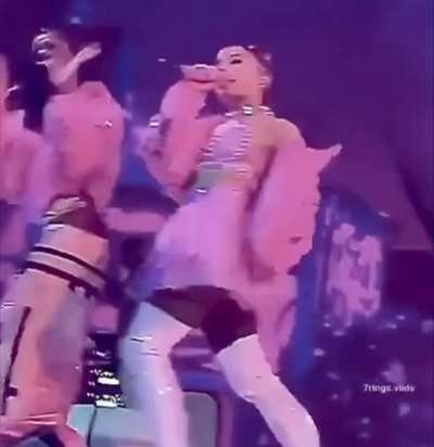 Bodacious booty bounce..
