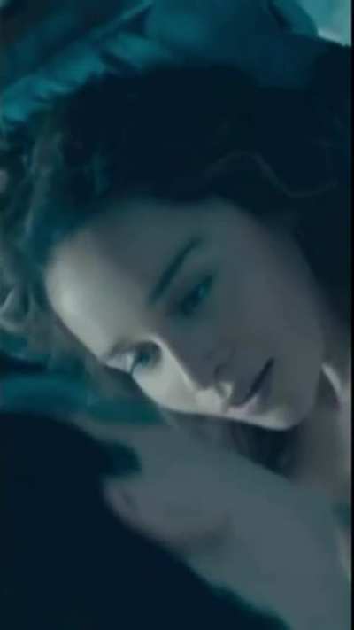 POV you&rsquo;re pumping a baby making load into Emilia Clarke