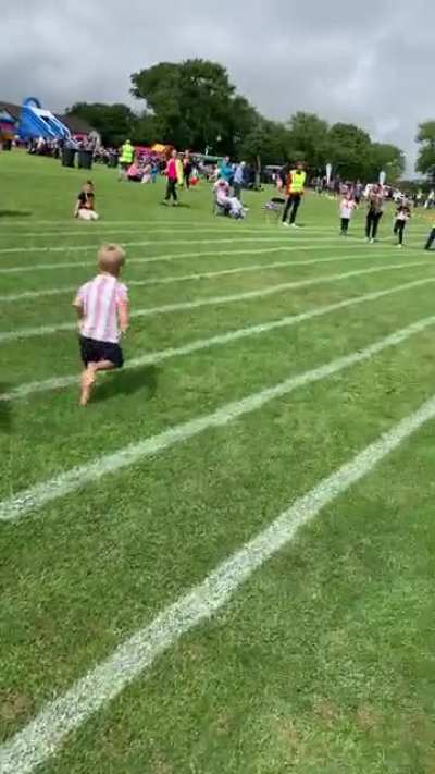 Cheering on my son at a children&rsquo;s race day