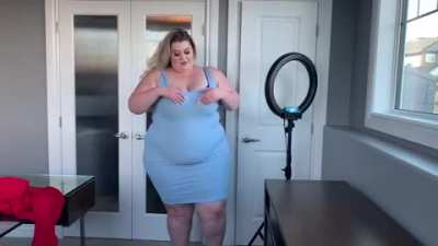 What if she asked you, Do I look FAT in this dress? What would you say? 😂😂😂😂😍<wbr>😍😍😍