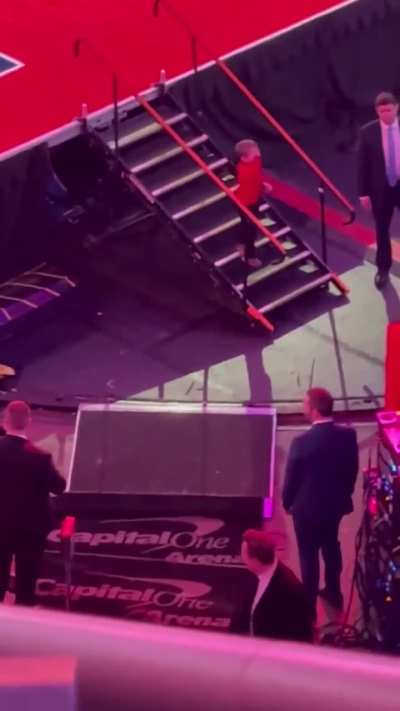 Elon &ldquo;leaving&rdquo; his son behind- Not what it seems