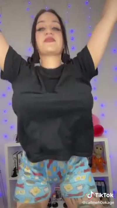 Bouncing tits