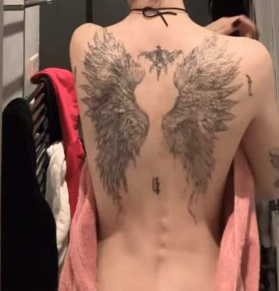 i know i don&rsquo;t post anymore but i feel like i gotta show off my new tattoo