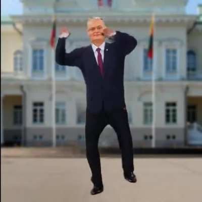 Nausėda &scaron;oka Fortnite &scaron;okį?! 😱😱😱😱