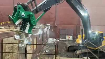 Dino demolition