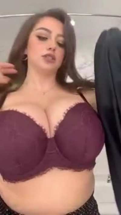 Even bigger than they look. Juicyjade9