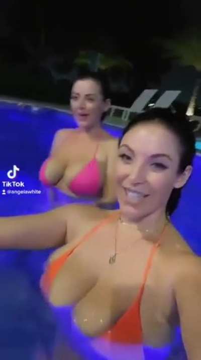 @angelawhite