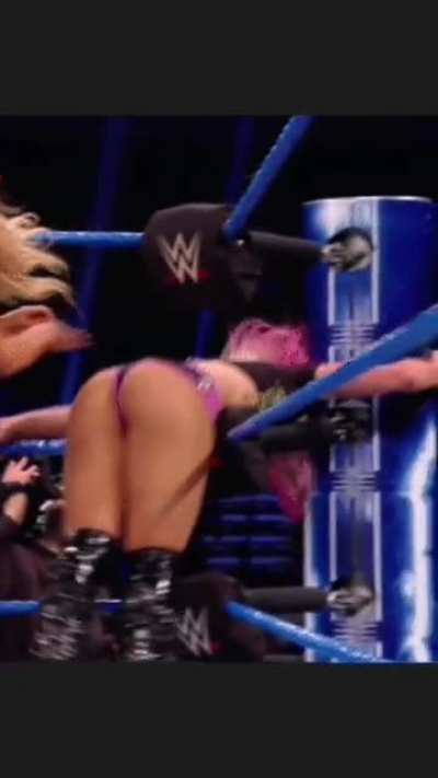 Alexa Bliss Wedgie