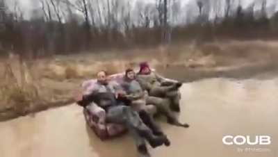 Диванные эксперты