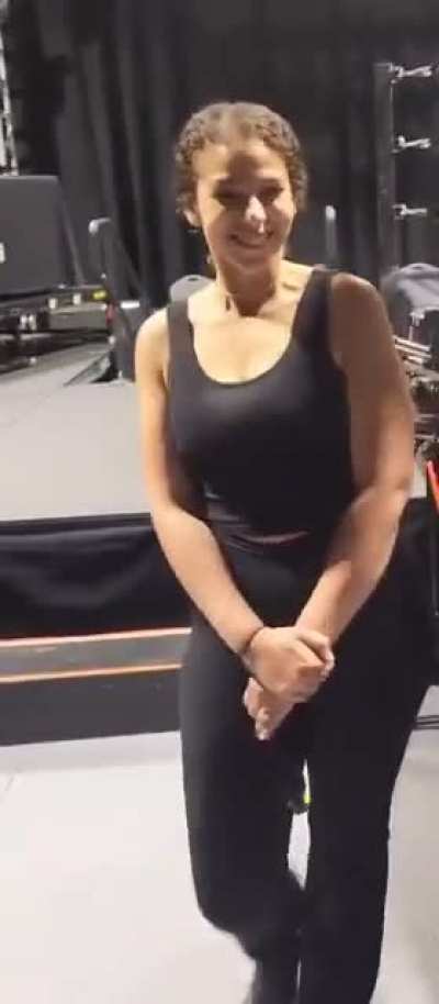 Samantha The Bomb