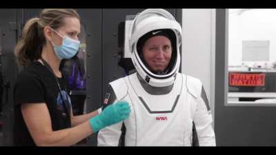 Remixed new Crew-1 training footage ahead of today's Commercial Crew briefing &hellip; feels about right