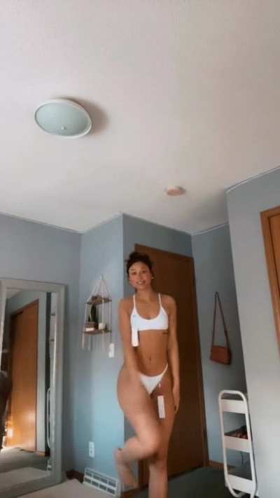 Pose