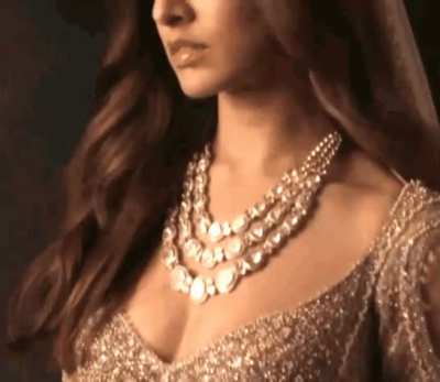 Sexy Body Of Shraddha Kapoor