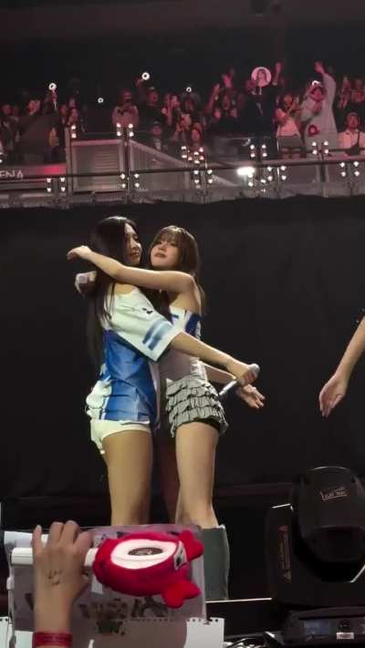 Tzuyu ft. Sana
