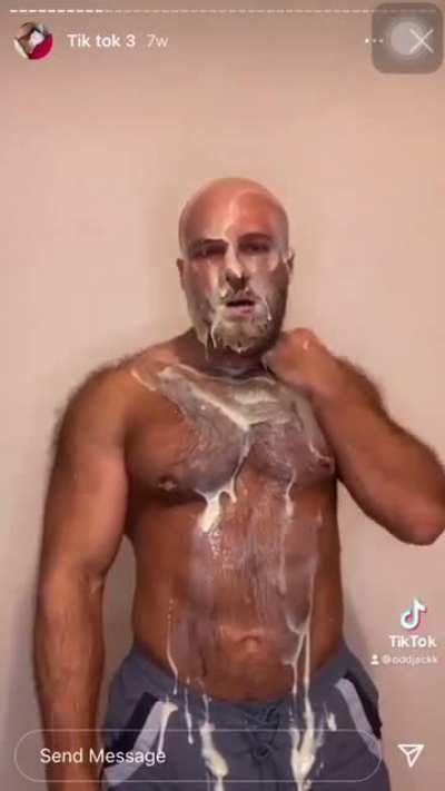 He walks up to your girl and does this, what are you gonna do about it?
