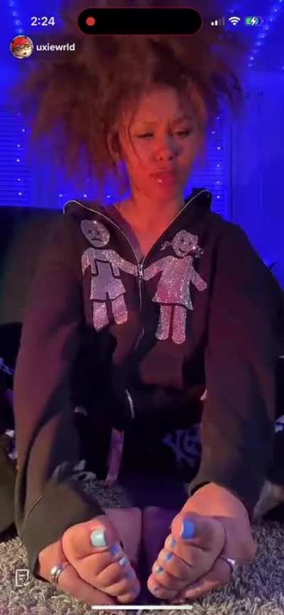 uxiewrld LIVE!