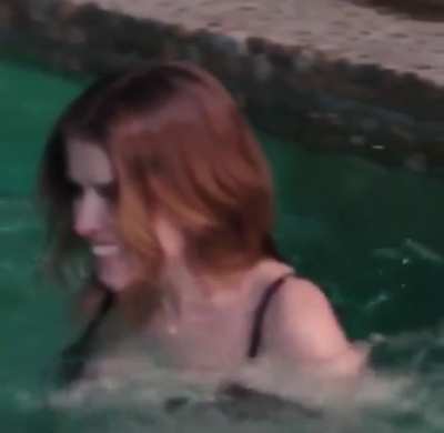 Vote Anna Kendrick!