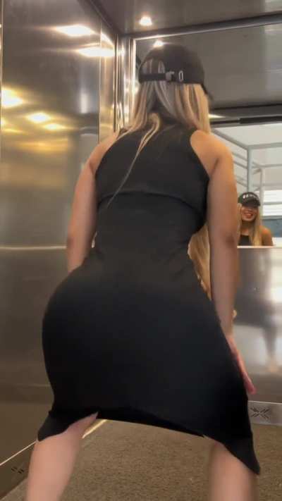 twerking on stage
