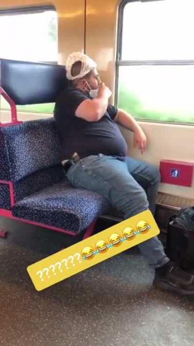 🤢🤢🤢