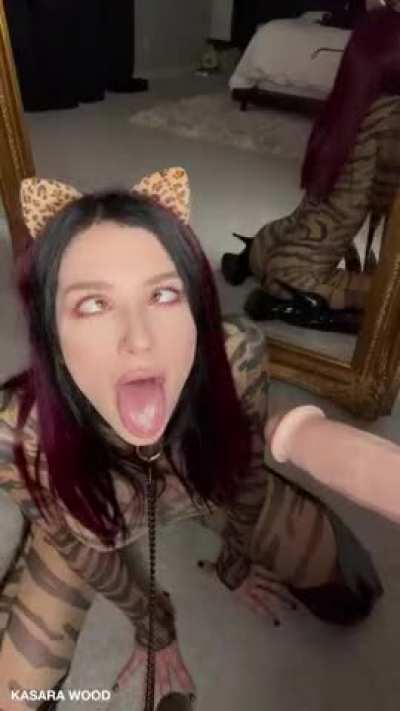 "Kitty Fuck" Kasara Wood