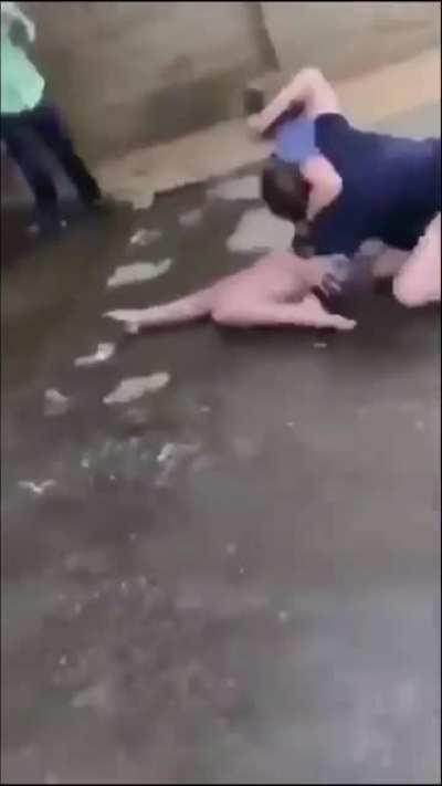 Girl fight!!!