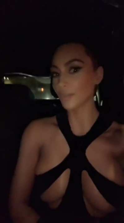 Kim Kardashian 1 min mix