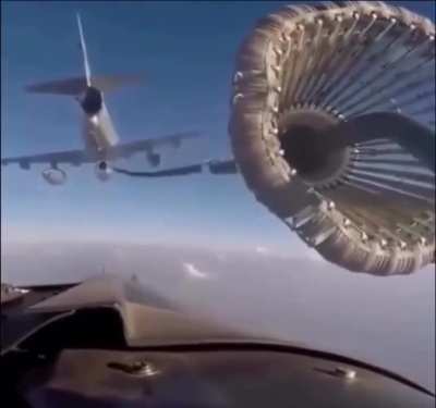 Plane mid-air refueling