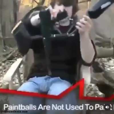 I don&rsquo;t think you should point it that way...