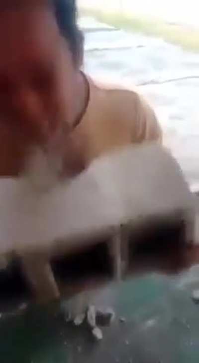 n&atilde;o pergunte, s&oacute; assista