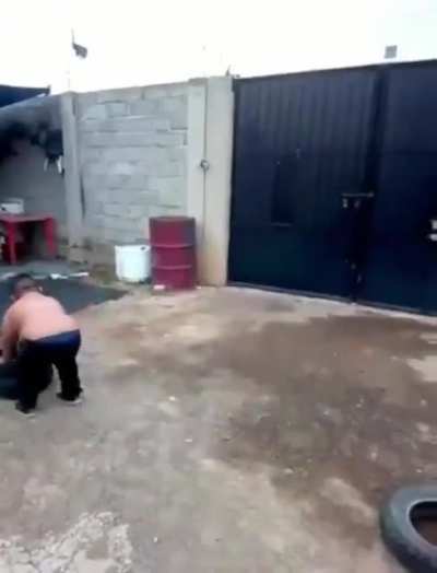 Por lo menos est&aacute; haciendo ejercicio