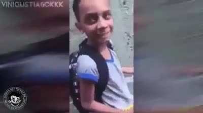 Imagwns raras da inf&acirc;ncia de kid bengala