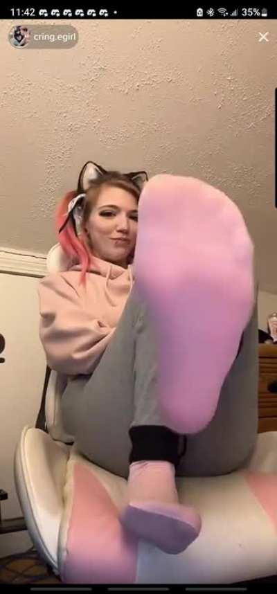 @cring.egirl