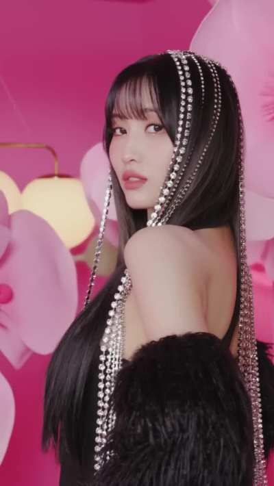 Let's talk about Momo, dm me