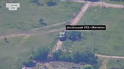 HIMARS destroys russian R-330Zh "Zhitel" EW complex in the Donestk region.