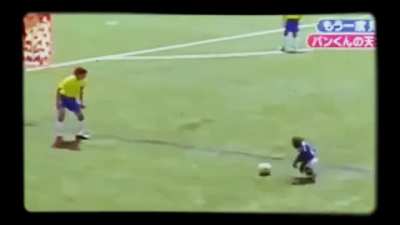 Mono f&uacute;tbol