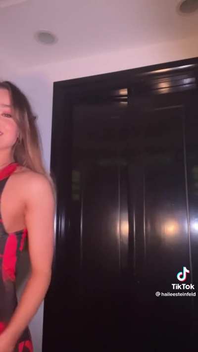 She&rsquo;s so damn sexy